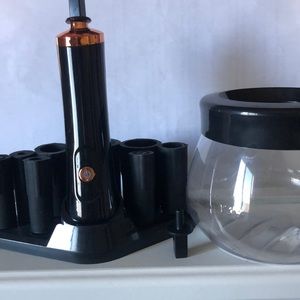 🌸3/$25🌸Electric makeup brush cleaner